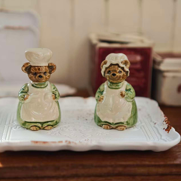 1:6 Dollhouse Miniature Bear Chef Spice Jar Set - 04-miniature-bear-chef-spice-jar-set-green-lifestyle