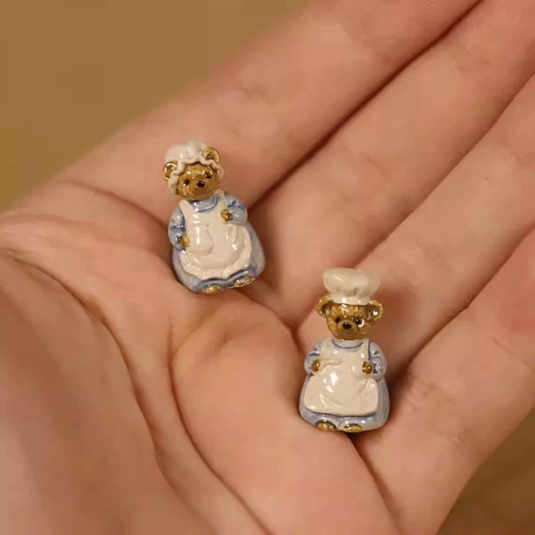1:6 Dollhouse Miniature Bear Chef Spice Jar Set - 08-miniature-bear-chef-spice-jar-set-blue-sku
